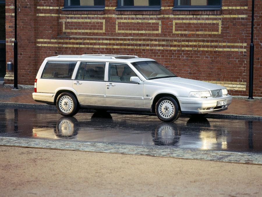  Volvo V90 1997 года  (фото 1 из 3)